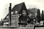 Op een oude ansichtkaart.
<br/>
Particuliere collectie, ca 1960